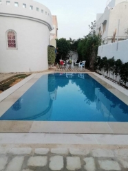 Une belle villa avec piscine à Hammamet zone miramar à louer 