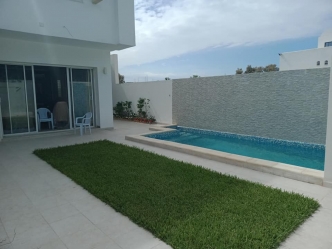 Villa avec jardin et piscine à Hammamet Nord prés du palais prèsidentiel